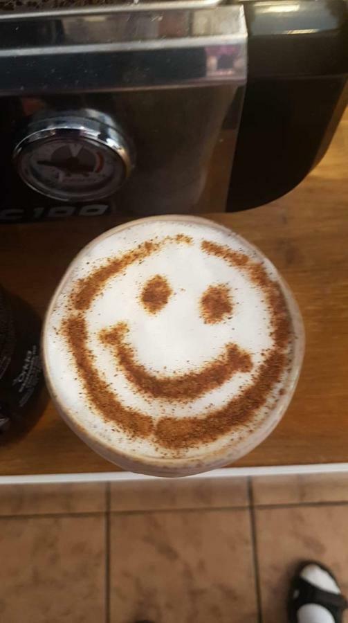 Mjosvang Kafe Vang I Valdres エクステリア 写真